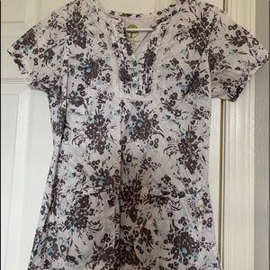 Healing hands scrub top